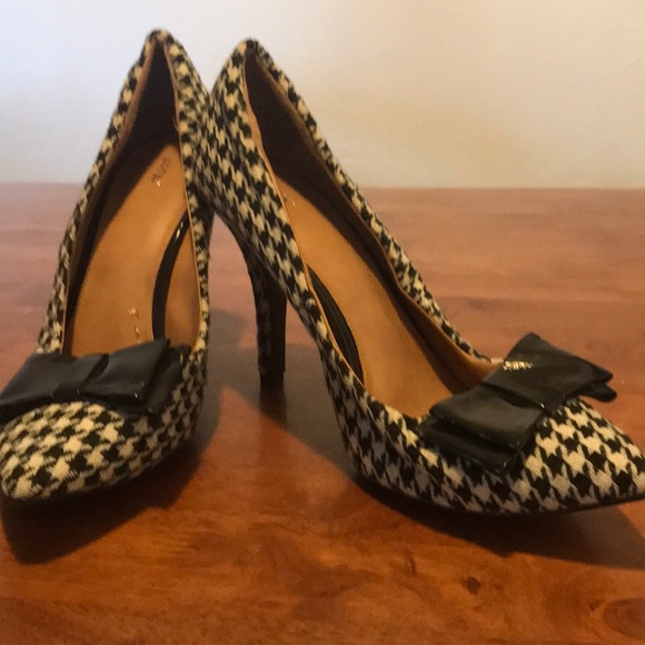 Apt 9 heels - Picture 3 of 3